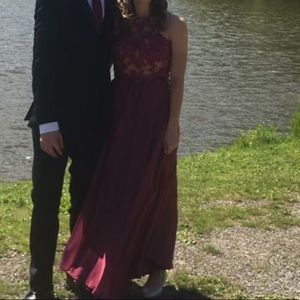 Dark reddish/purplish prom dress
